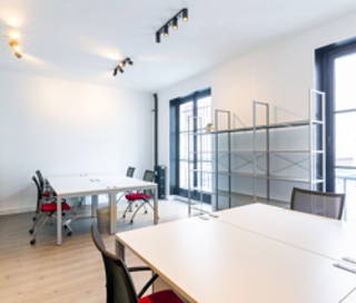 Bureau privé 35 m² 8 postes Coworking Rue des Jeuneurs Paris 75002 - photo 1